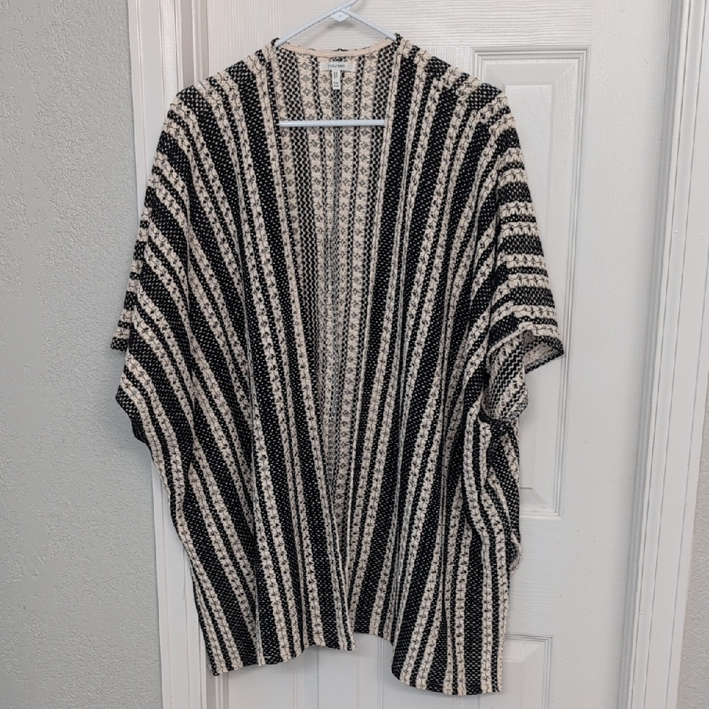 Maurices Women's Black and Cream Knit Poncho